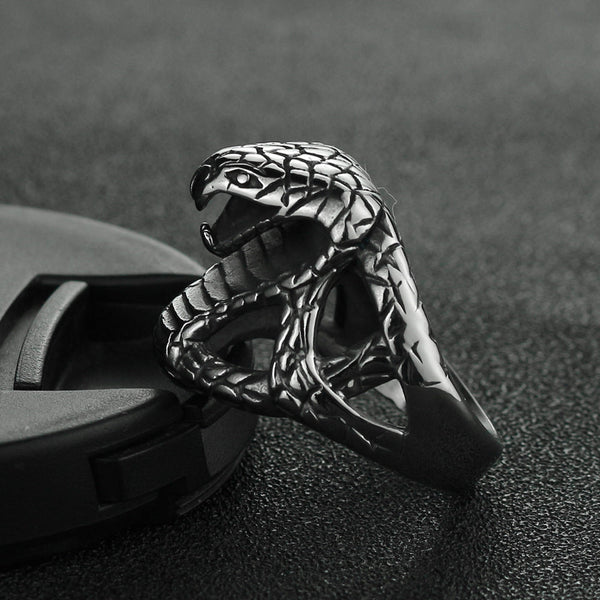 Large Cobra Ring in Stainless Steel - HR-Q8068