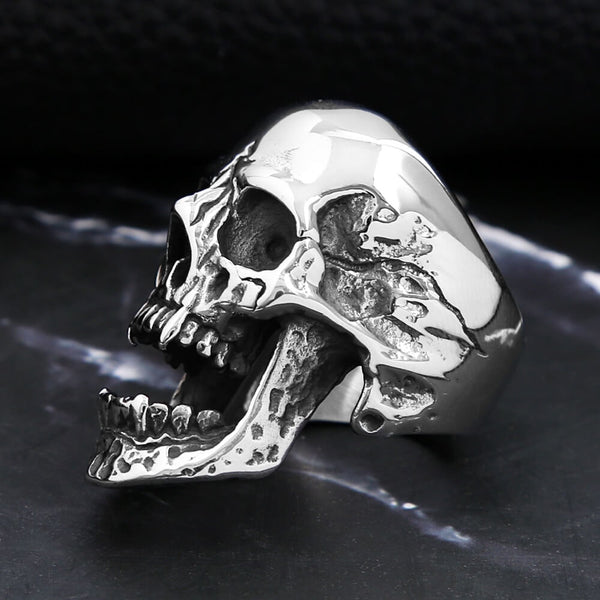 Small Vampire Skull Ring (Steel)