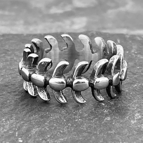 Fish Bone Shape Ring - Sizes 5-11 - R126